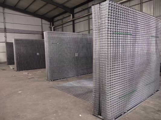 il recinto di filo metallico saldato 50mm*50mm Panels 2x2 ha galvanizzato per la gabbia per uccelli