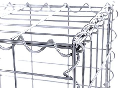 Su misura modelli il gabbione saldato galvanizzato immerso caldo Mesh For Gabion Screen