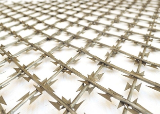Filo spinato zincato a caldo Bto-22 Concertina Razor Wire, diametro bobina 450mm