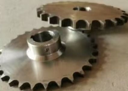 DIN Sprocket 24B 28B 32B Ruota a catena con denti da 10 mm e materiale C45