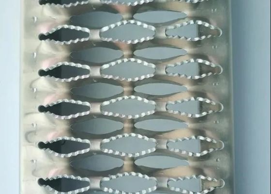 Passerella antiscivolo a fori a bocca di coccodrillo/piastra di calpestio in alluminio