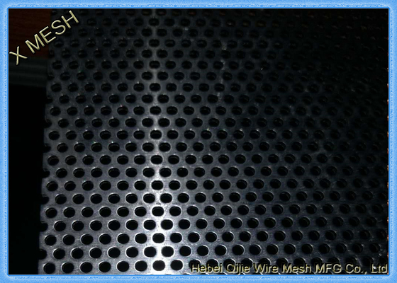 Lamina di metallo perforata dell&amp;#39;acciaio inossidabile per forma del foro della scanalatura del soffitto / di filtrazione