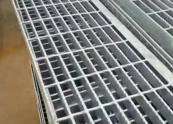 Griglia di acciaio di piattaforma resistente Griglia di acciaio galvanizzata Griglia di acciaio saldata