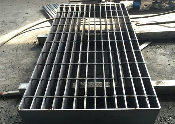 Materiale da costruzione Passeggiate industriali Griglia di barra in acciaio piattaforma galvanizzata DIP calda piattaforma di griglia in acciaio