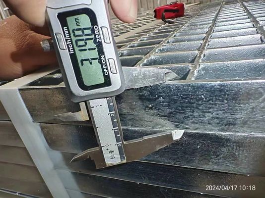 ASTM A36 pannello di griglia di acciaio standard WB325/2 Galvanizzato