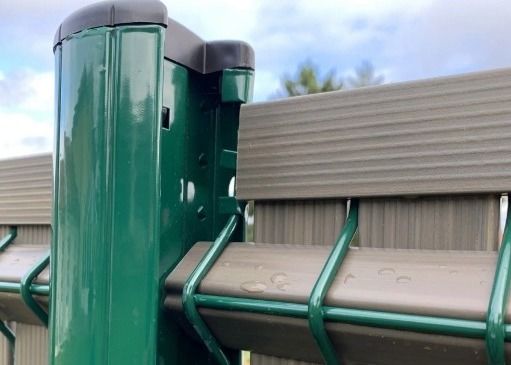 Fence metallica curva di 4 piedi, rivestita in PVC di plastica