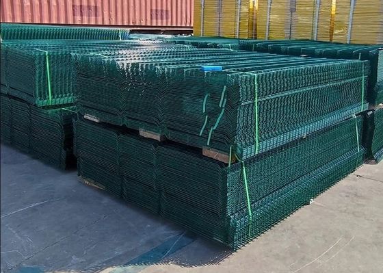 Recinzione galvanizzata a pannello 3D Recinzione in acciaio curvo 3D Recinzione saldata Recinzione a filo curvo Recinzione a filo V mesh Recinzione di sicurezza