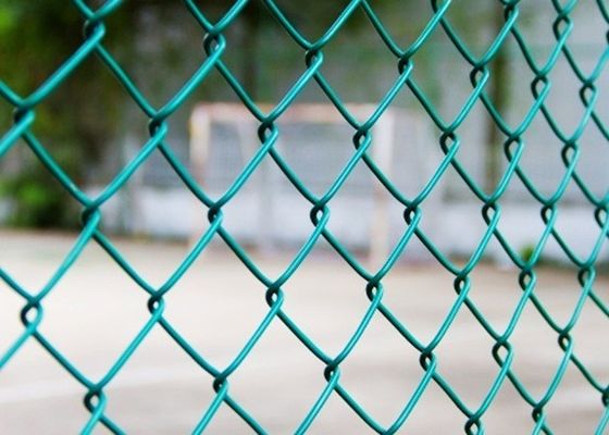 Tessuto galvanizzato immerso caldo del recinto del collegamento a catena rivestito del PVC da 7 piedi residenziale