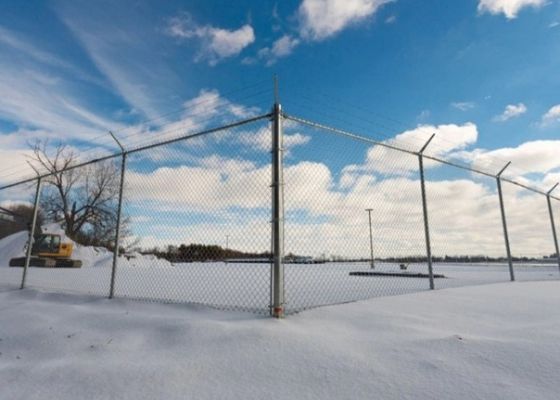 2.5mm-3.0mm Hot DIP Galvanizzato Chain Link Recinzione 9 Gauge