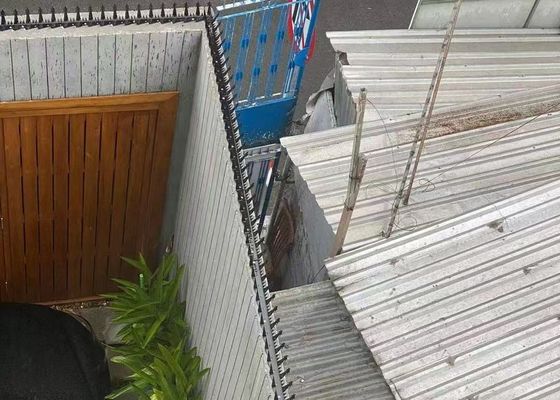 Anti-scalato recinzione di sicurezza Spike di muro tipo rasoio singolo con trattamento superficiale rivestito in polvere galvanizzato