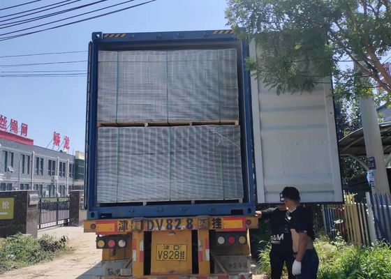 Larghezza saldata a 2 pollici regolare di dimensione 2 X Mesh Galvanised Wire Panel 2.2m