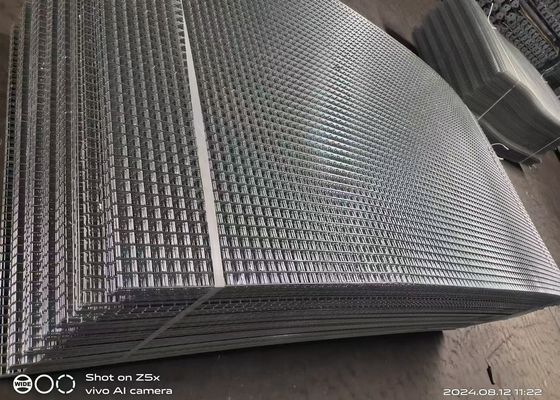 Larghezza saldata a 2 pollici regolare di dimensione 2 X Mesh Galvanised Wire Panel 2.2m