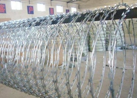 Bto-22 Galvanizzato a caldo Concertina Razor Barbed Wire