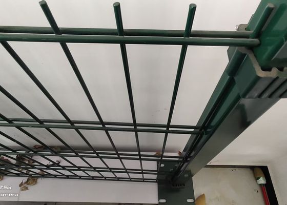Il giardino che recinta il PVC ha galvanizzato la rete metallica saldata 868 Panles 8"» apertura di foro X2