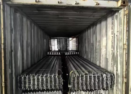 Recinto galvanizzato immerso caldo 2400hx2300l della palizzata di profilo di W per la torre cellulare