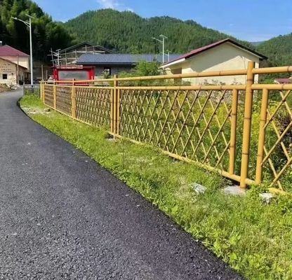 Imitazione di recinzione agricola in bambù
