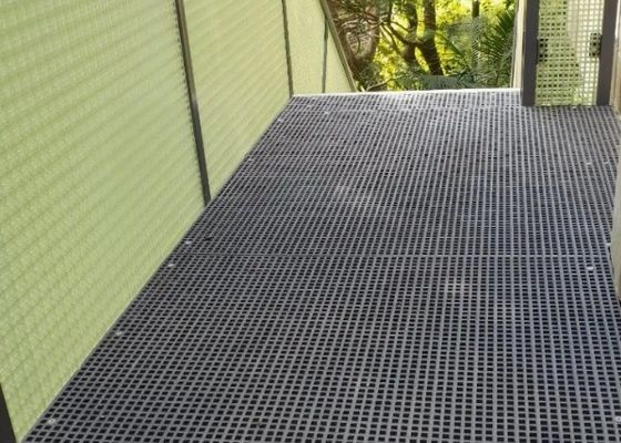 Materiale di grado industriale resistente allo scivolamento, estetico, eco-compatibile, prodotti in FRP Griglie in fibra di vetro
