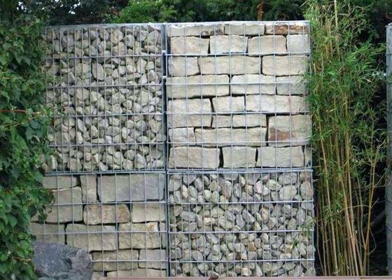 Canestri saldati del gabbione con il muro di sostegno del filo zincato del coperchio