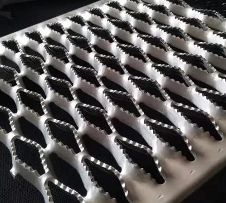 Piattaforma per passerella Antiscivolo Sicurezza Griglia/Scala in Acciaio Inox Perforata Grip Strut