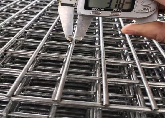 Il PVC ha ricoperto 3D ha curvato il recinto Panel Triangle Bending recinta il >= 100 metri quadri