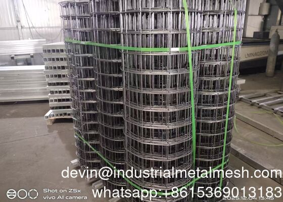 BS Standards Automatic Wire Mesh Welding Machine Equipped with PVC Coated Wire Ensuring Long Lasting Mesh Production