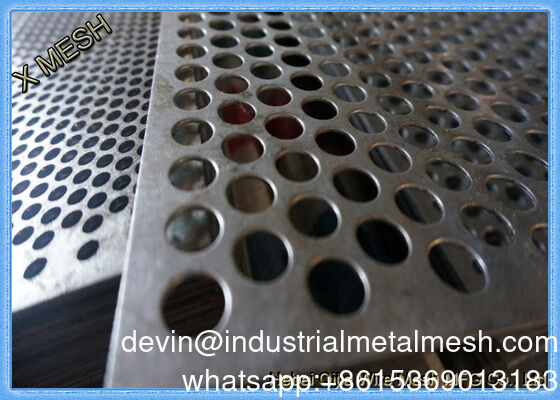 Metallo perforato personalizzabile per progetti artistici unici