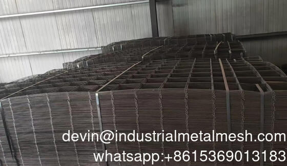 3.4mm Wire*15cm Mesh *1.22*2.44 Black Welded Wire Mesh Panel per il Canada