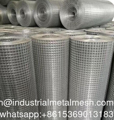 Buona qualità 2X2 caldo immerso galvanizzato prima di saldatura Wire Mesh Rolls per recinzione di pollame
