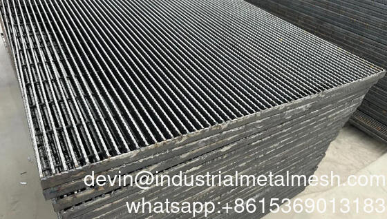 Q235/Q345 Materiale Disegno quadrato Griglia di scarico in acciaio galvanizzato per fossa di lotti