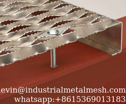 Grigliato di sicurezza Grip Strut per balconi