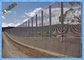 Il recinto della rete metallica di sicurezza dell'iarda del giardino riveste il metallo di pannelli recinto di salita di altezza dei 3 tester anti