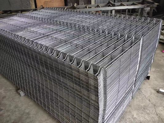 4x4 tessuto perforato ha saldato il cavo Mesh Galvanized For Garden Fence