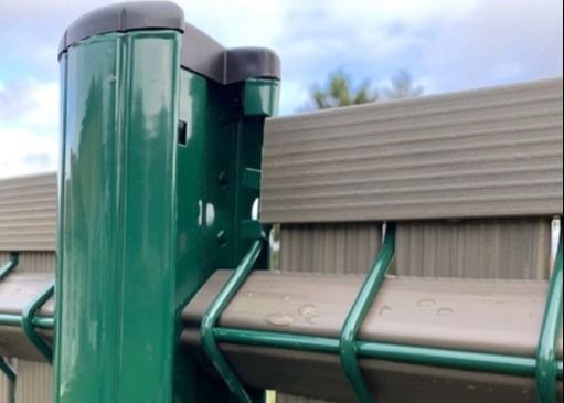 Progettazione 3D 60x60mm Recinzione Metallica Curva Per Giardino