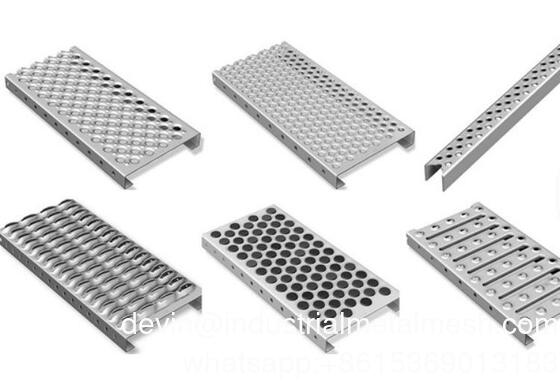 Grigliato di sicurezza saldato antiscivolo a bocca di coccodrillo resistente alla corrosione per raffinerie di petrolio/centrali elettriche