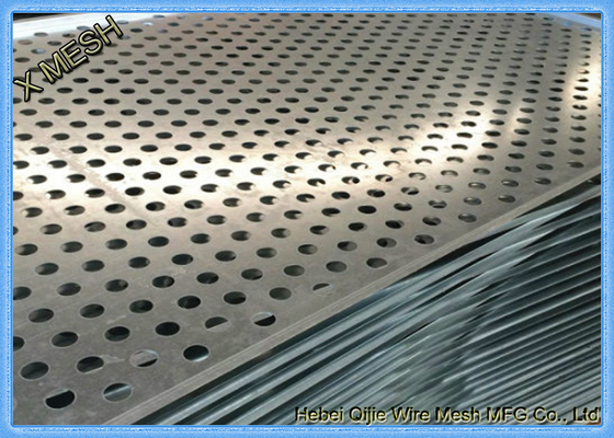 Spessore galvanizzato immerso caldo della lamiera sottile perforata del quadrato del foro 1.5mm