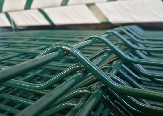 Curve di piegamento di forma di v che recintano con il rivestimento del PVC per l'area di servizio dell'aeroporto
