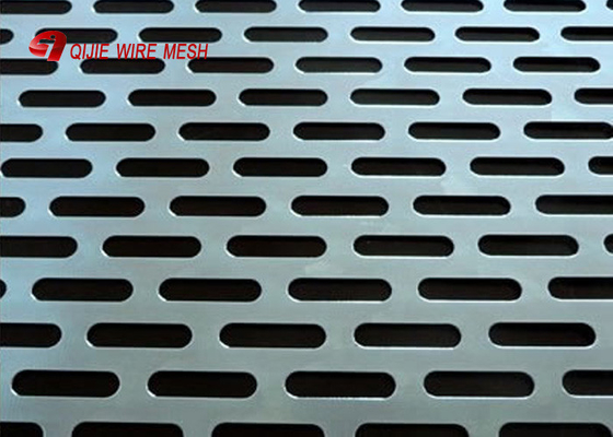 Pannelli perforati pieni dello schermo delle facciate del rivestimento della parete della lamina di metallo dell'inferriata